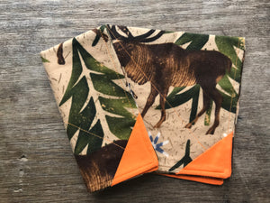 Hunter Flannel-Faced Arrowhead PocketHank